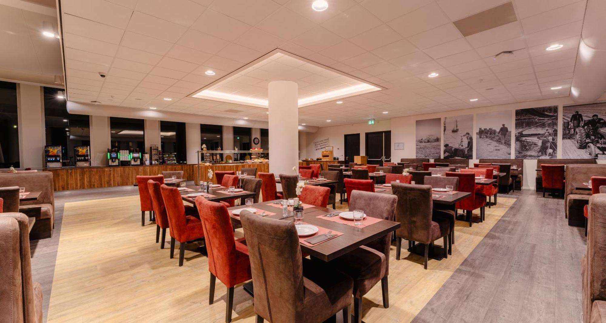 Plaza Premium Almere Exterior foto